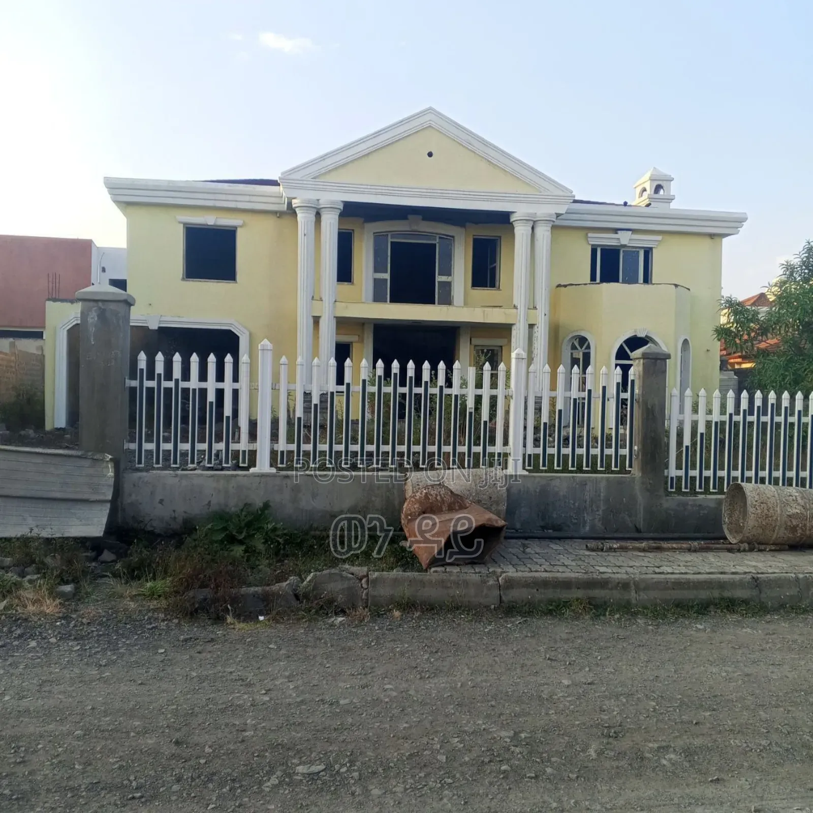 5bdrm House in Bole for sale