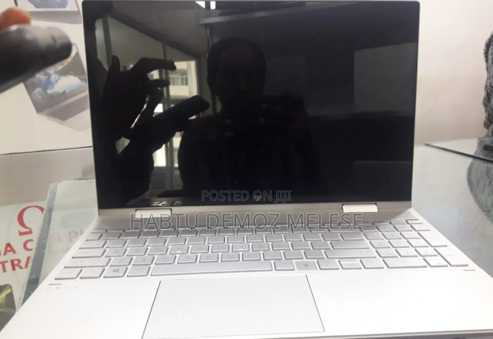 New Laptop HP Envy X360 8GB Intel Core I5 SSD 512GB