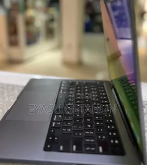 New Laptop Apple MacBook Pro 2021 M1 16GB Apple M1 Pro SSD 512GB