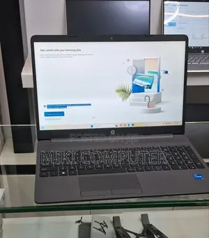New Laptop HP Stream Notebook 8GB Intel Core I5 SSD 1T