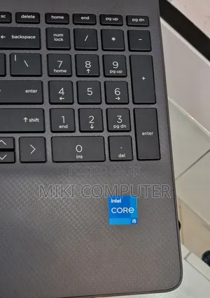 New Laptop HP Stream Notebook 8GB Intel Core I5 SSD 1T