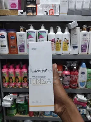 Mdicube Kojic Acid Turmeric Resurfacing Toner.