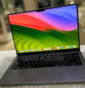 New Laptop Apple MacBook Pro M1 16GB Apple M1 Pro SSD 512GB