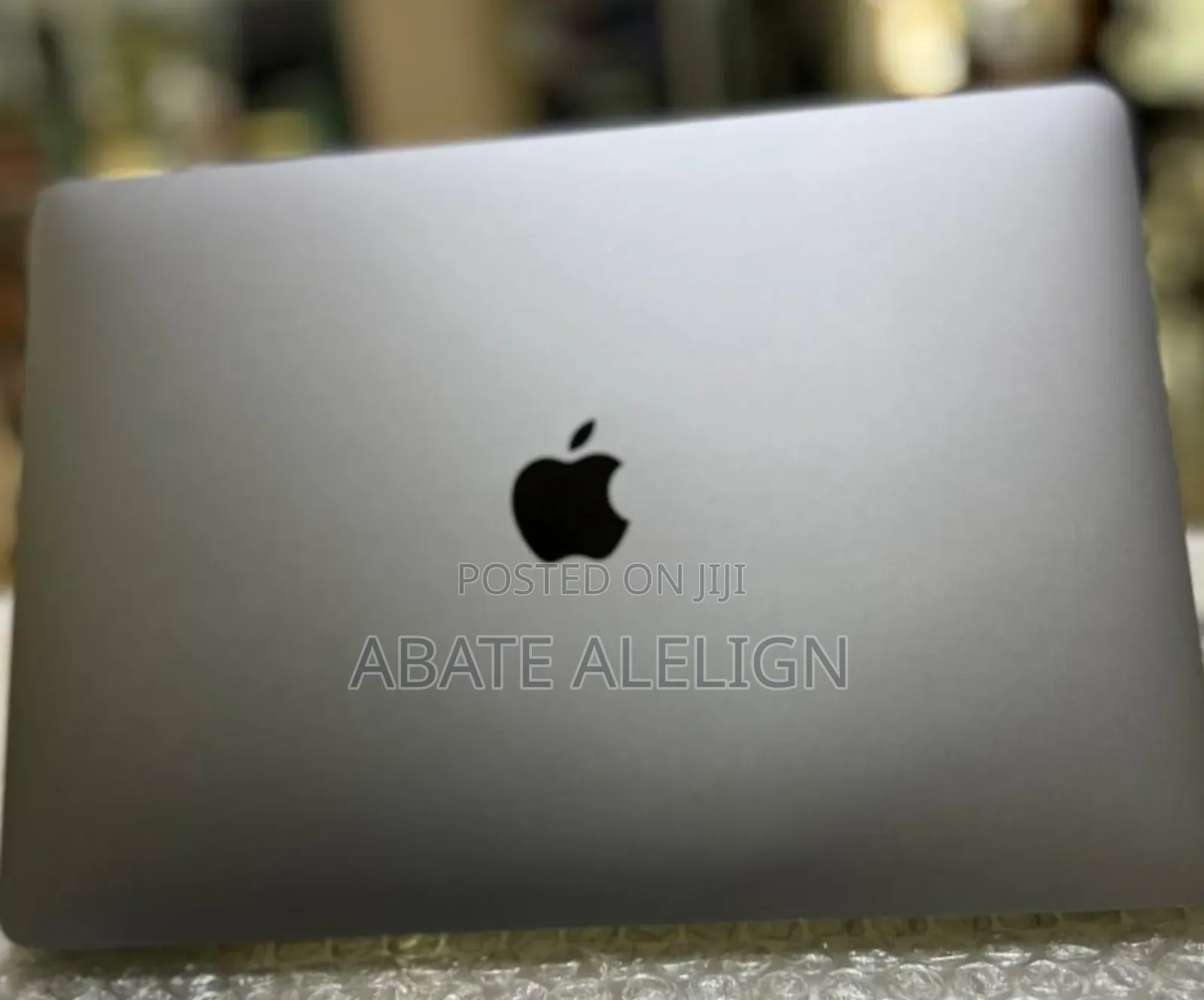 New Laptop Apple MacBook Pro 2020 M1 8GB Apple M1 Pro SSD 256GB