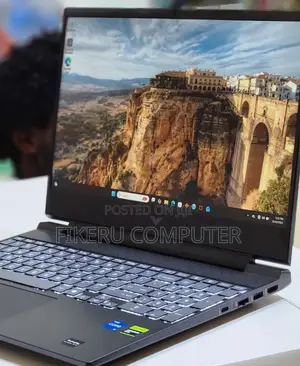 New Laptop HP Victus 15 8GB Intel Core I5 SSD 512GB
