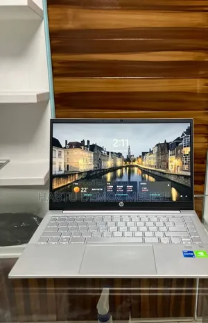 New Laptop HP EliteBook 840 8GB Intel Core I7 SSD 512GB