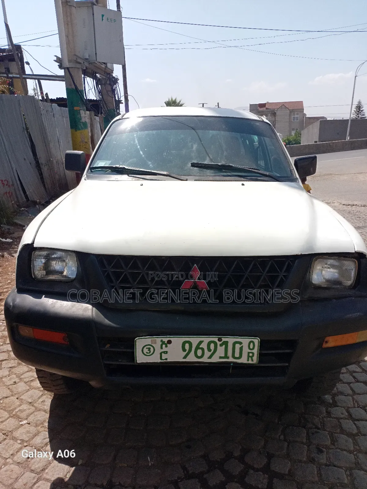 Mitsubishi L200 2002 White