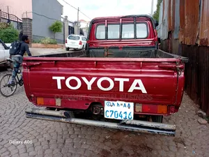 Toyota Land Cruiser 1998 Red
