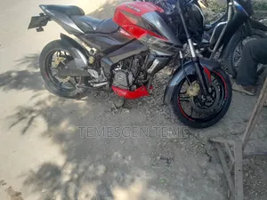 New Bajaj Pulsar RS200 2018 Red