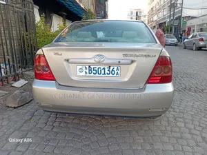 Toyota Corolla 2004 Gold