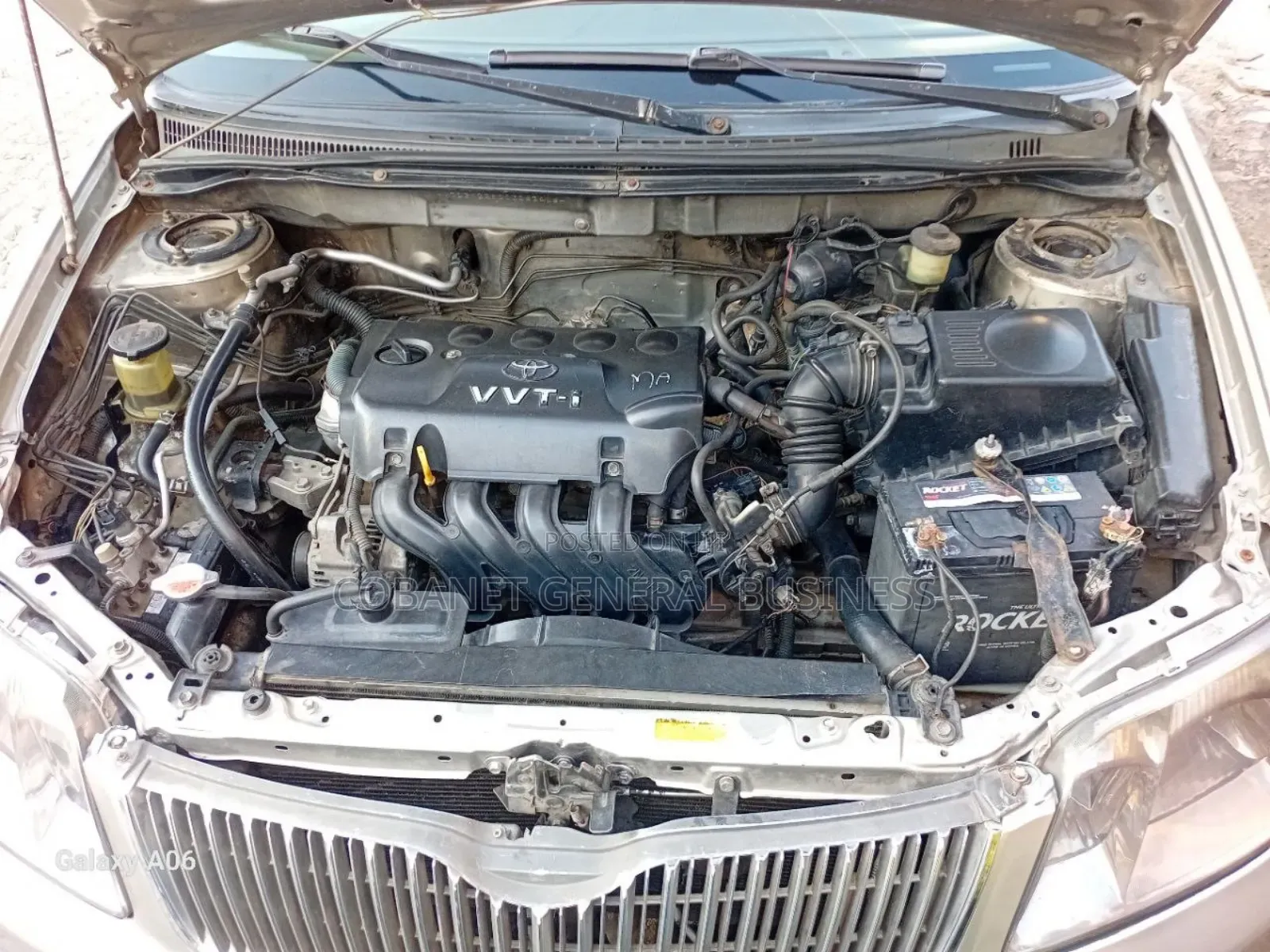 Toyota Corolla 2004 Gold