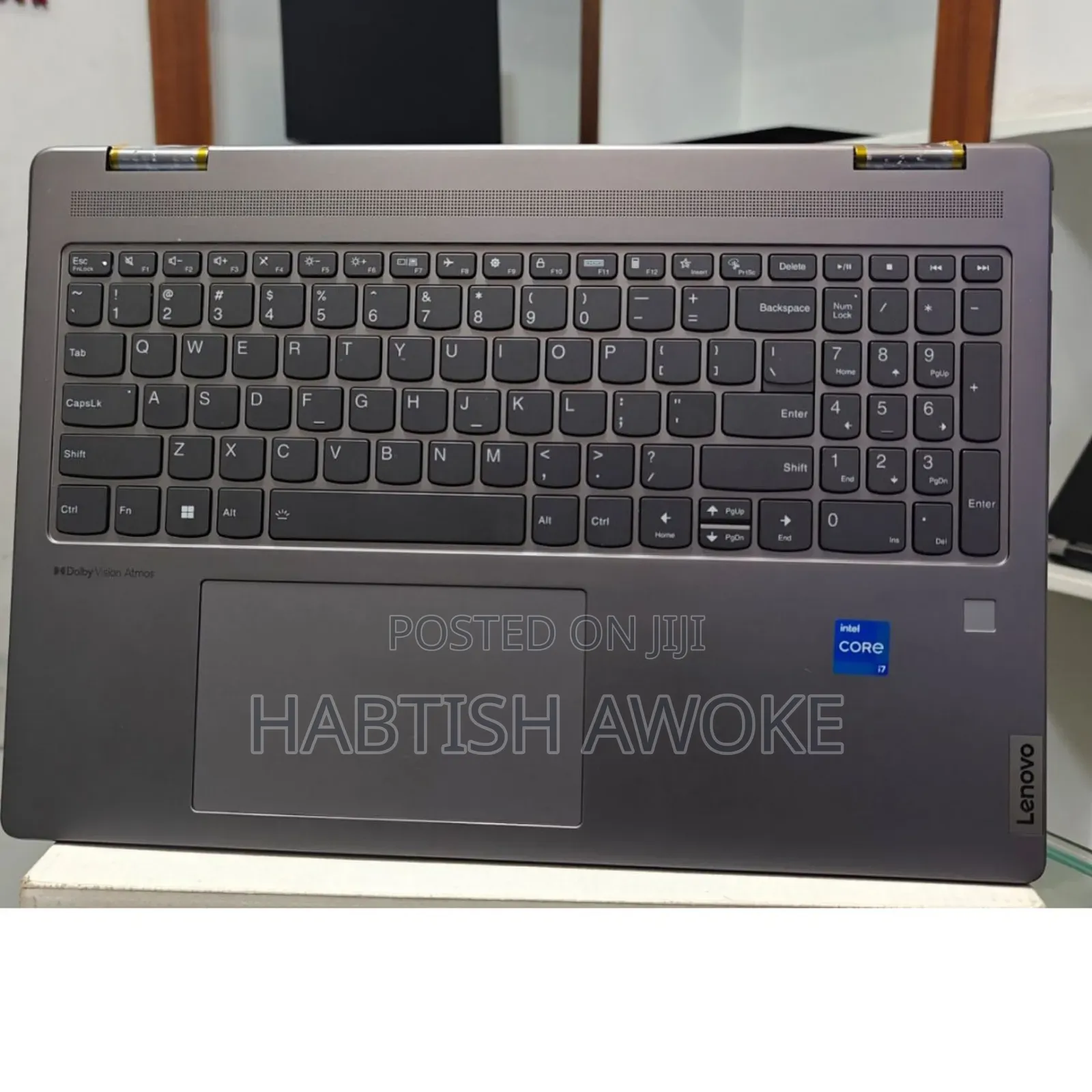 New Laptop Lenovo Yoga 7i 16GB Intel Core I7 SSD 512GB