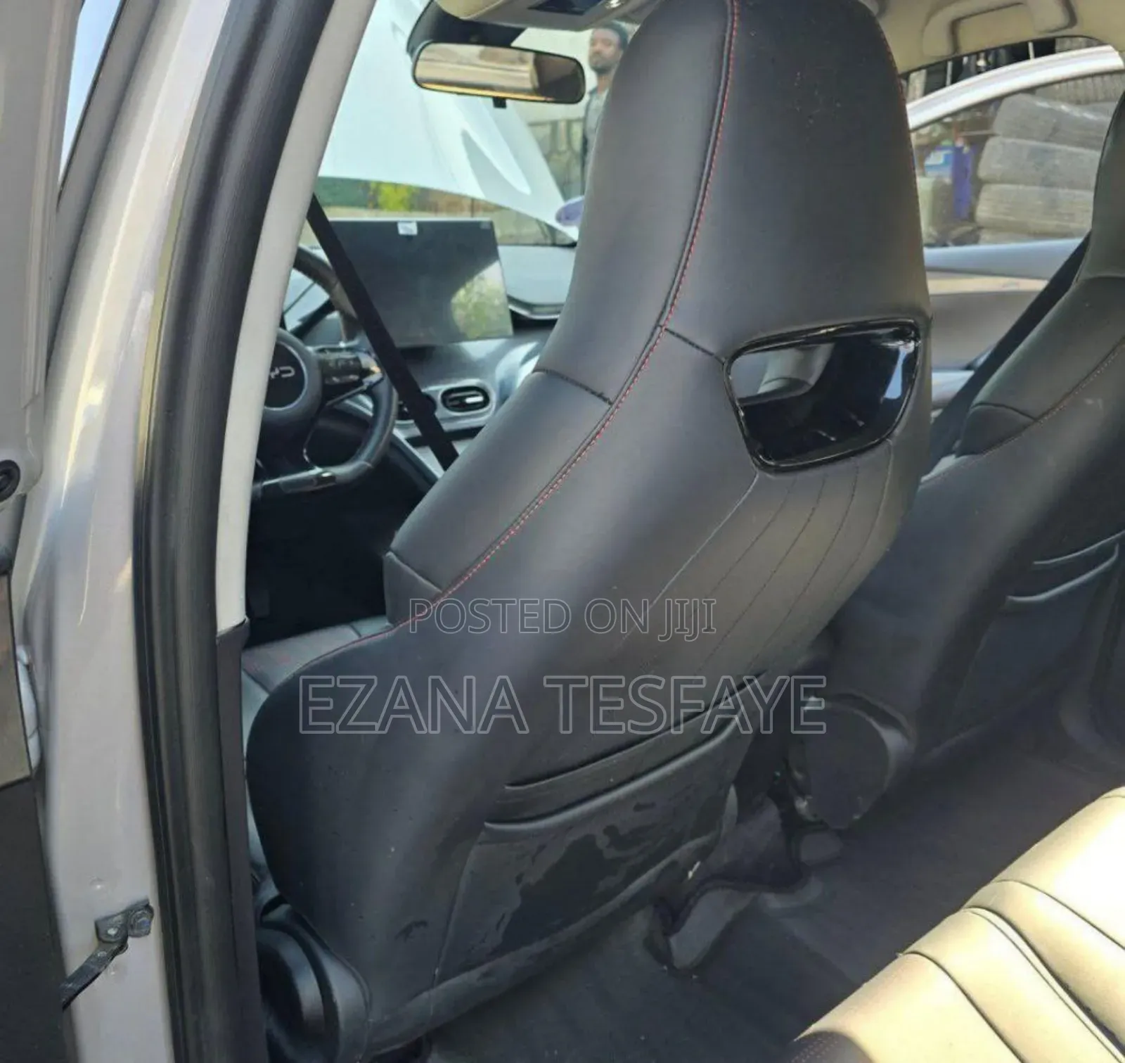 BYD E2 43 kWh 94 hp FWD 2024 Silver