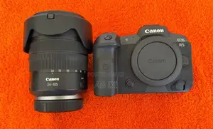 Photo - Camera Canon R5 With Rf Lens 24-105mm Red Brand New With