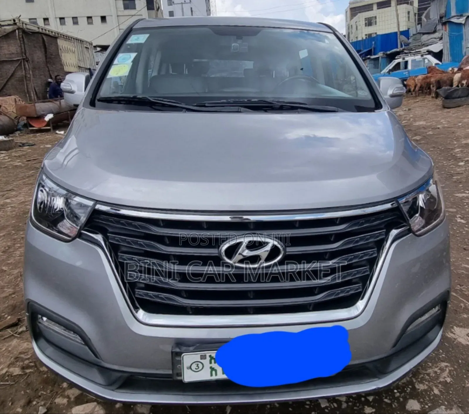 Hyundai Starex 2022 Silver