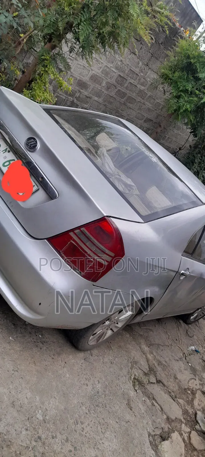 Lifan Abay 2010 Silver