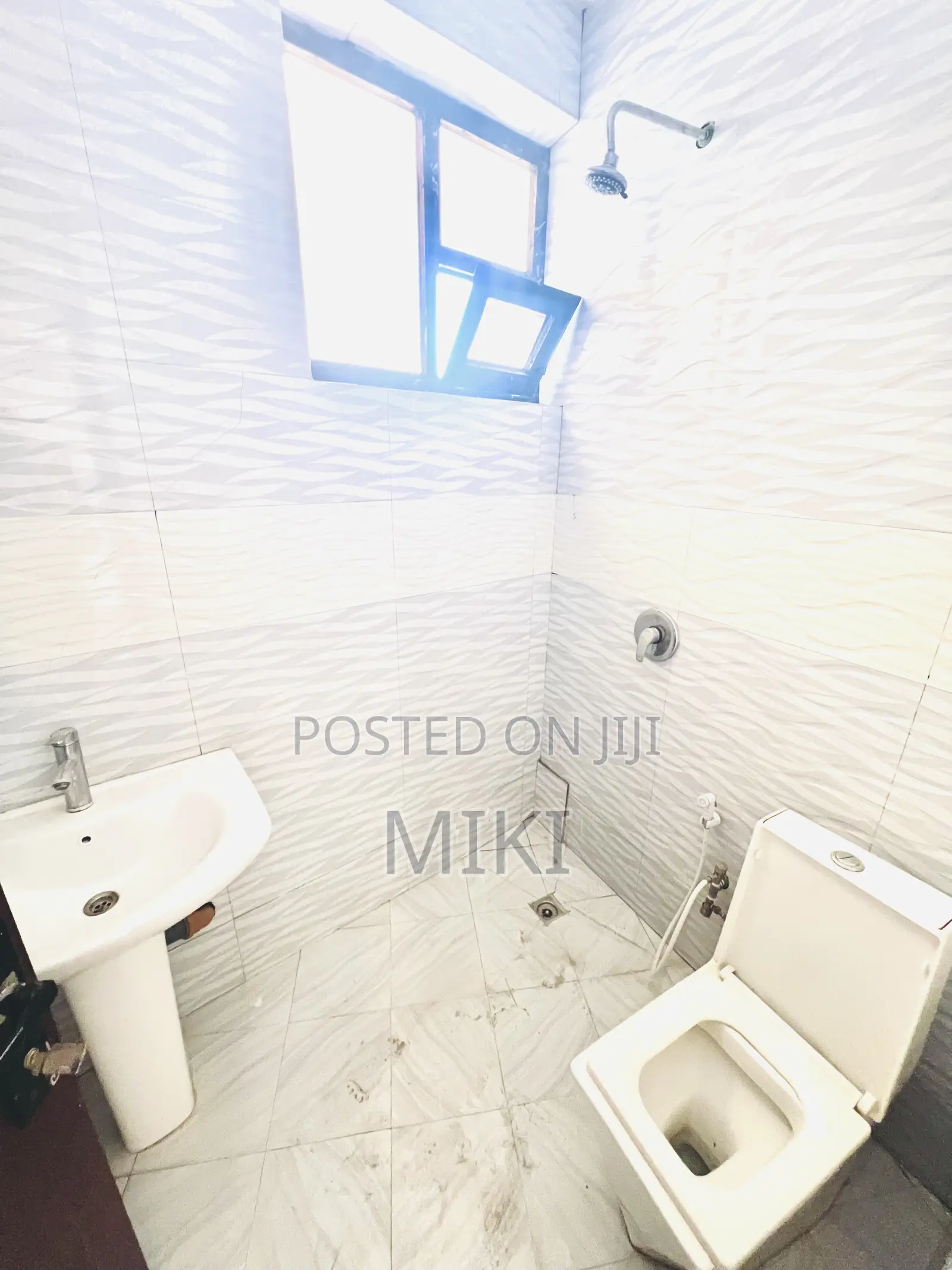 Furnished 2bdrm Apartment in Haile Garment, Nifas Silk-Lafto for sale