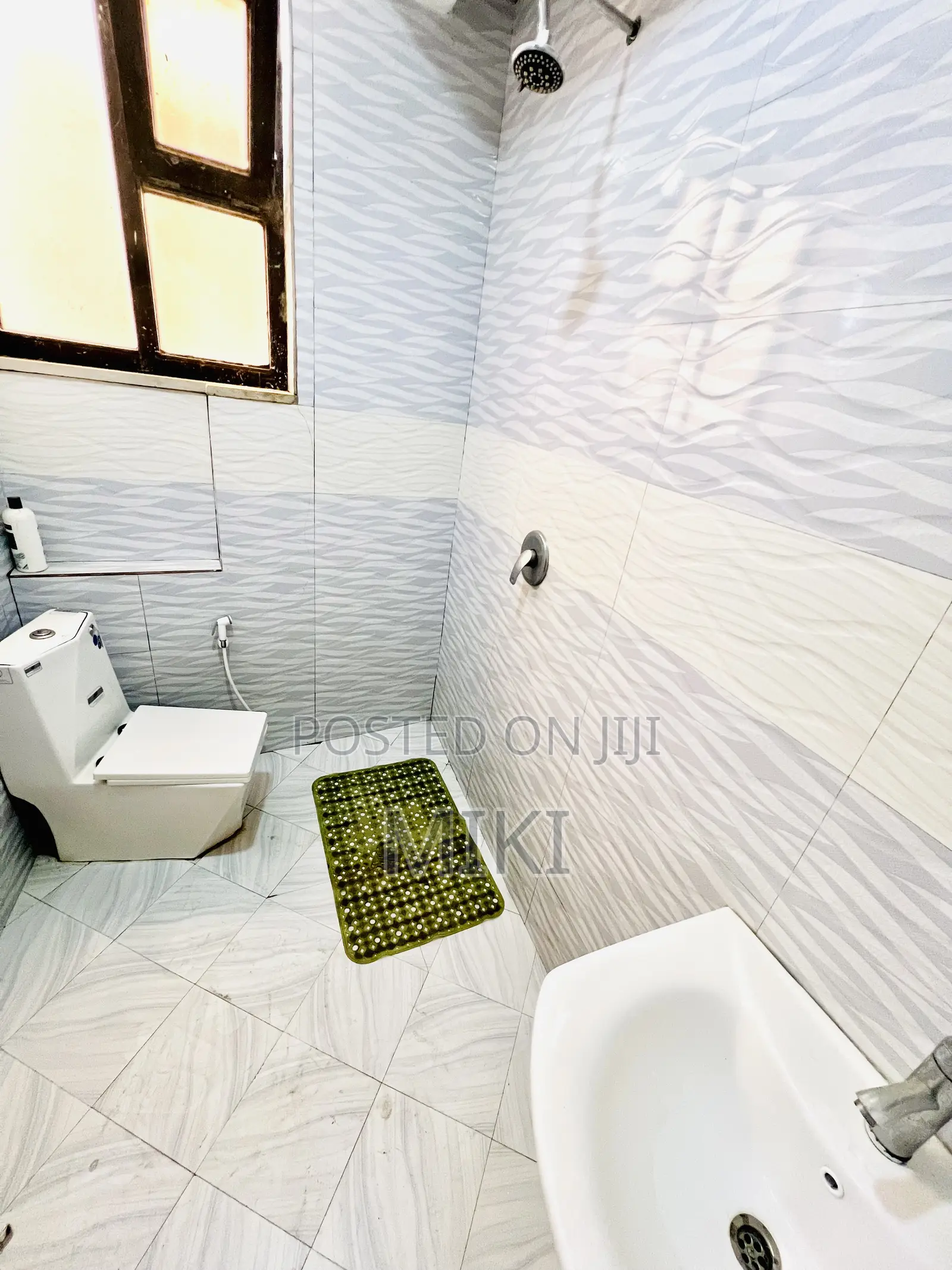 Furnished 2bdrm Apartment in Haile Garment, Nifas Silk-Lafto for sale