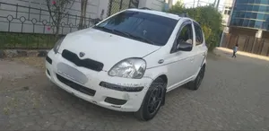 Toyota Vitz 2004 White