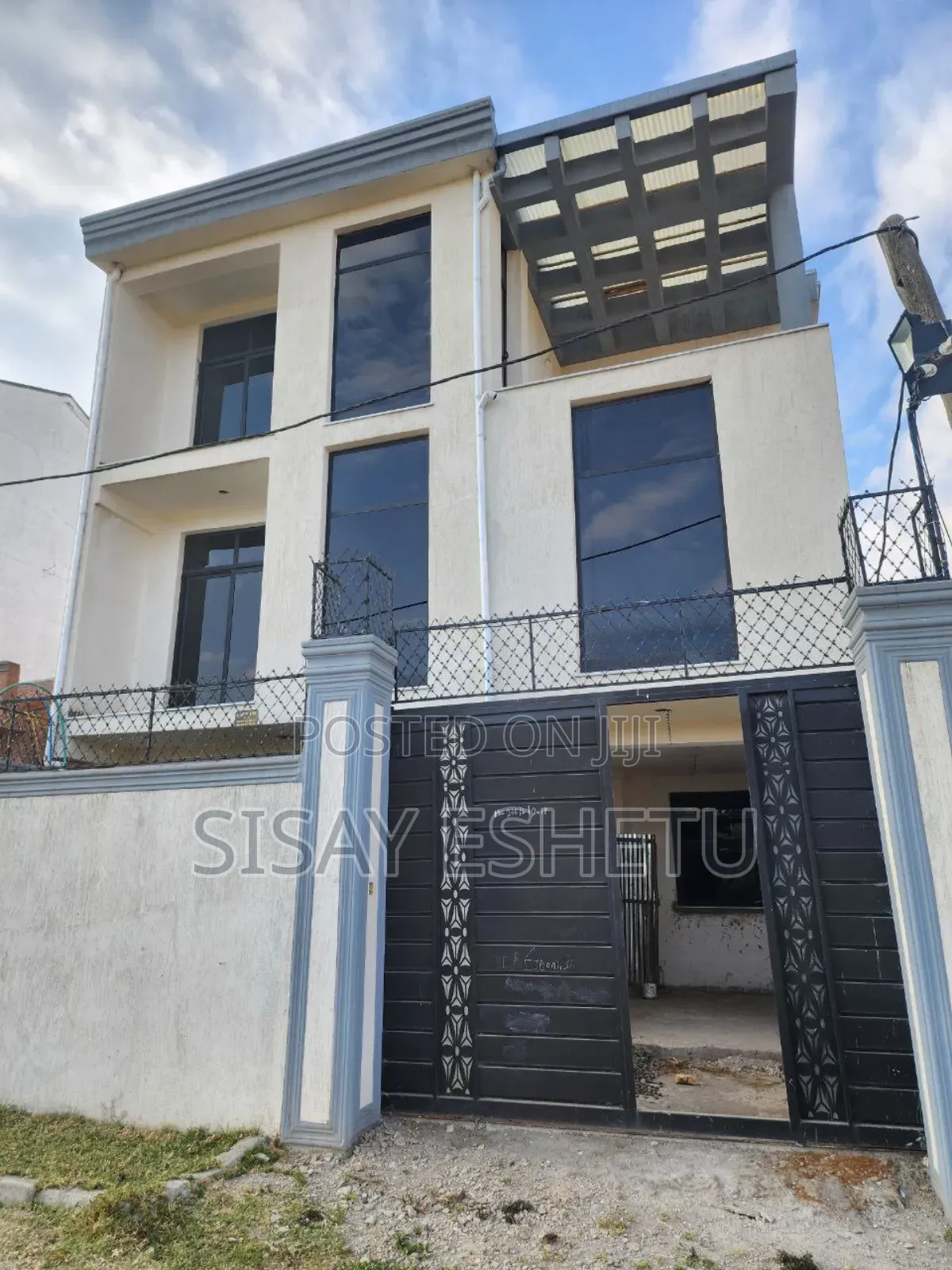 3bdrm Block of Flats in Oromia for sale