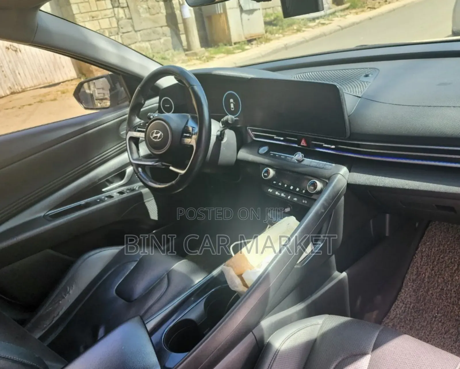 Hyundai Avante 2021 White