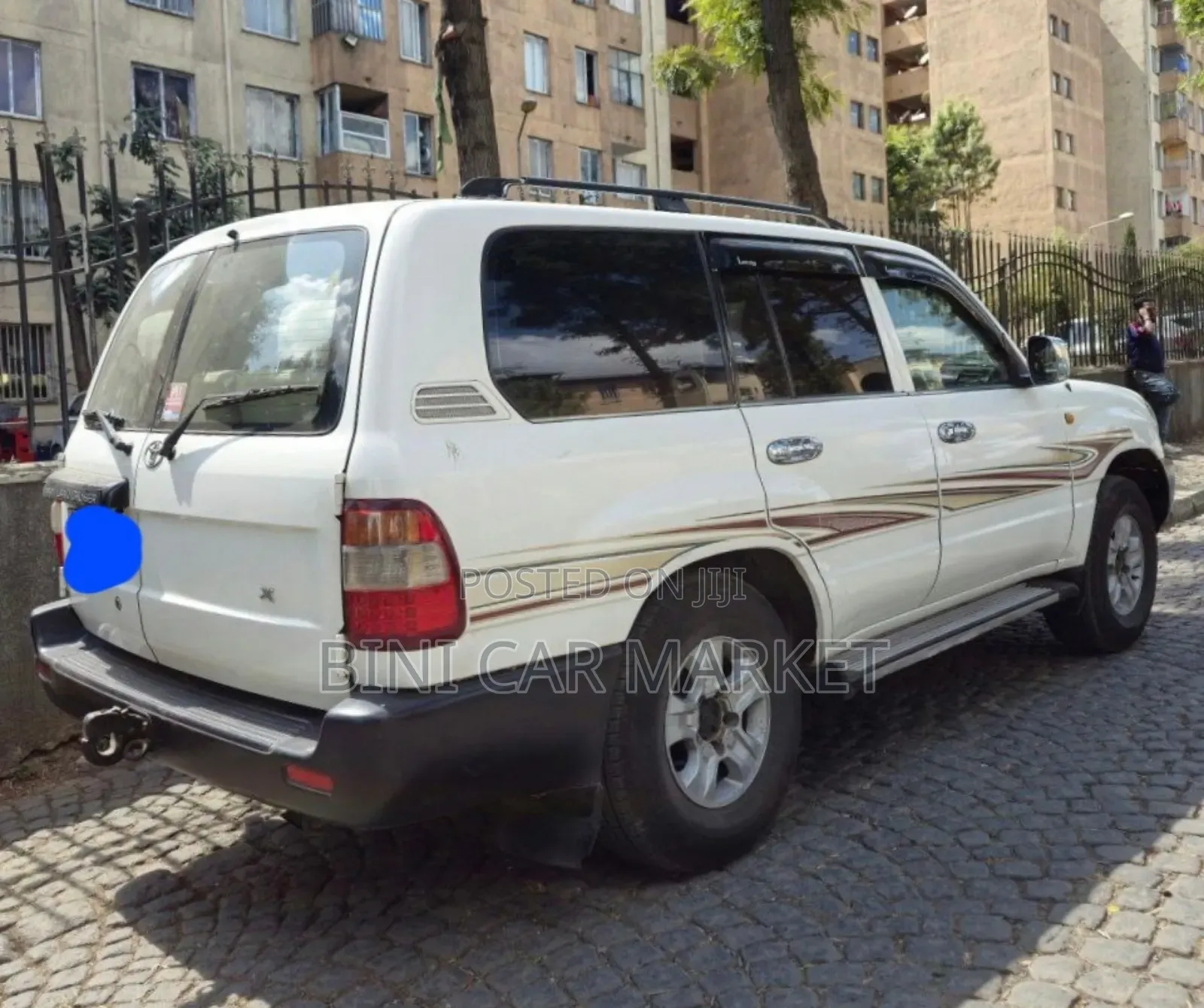 Toyota Land Cruiser 2006 White