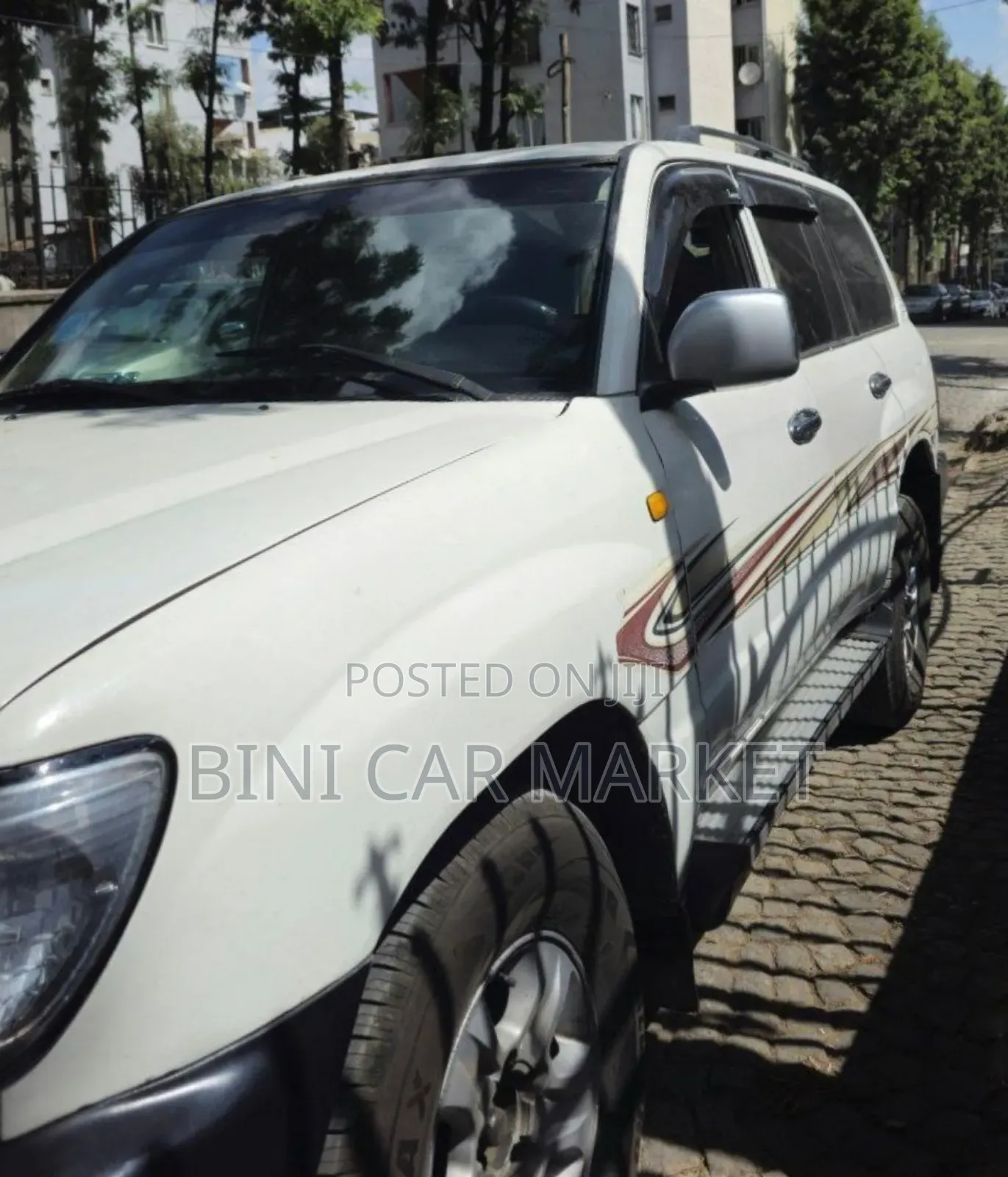Toyota Land Cruiser 2006 White