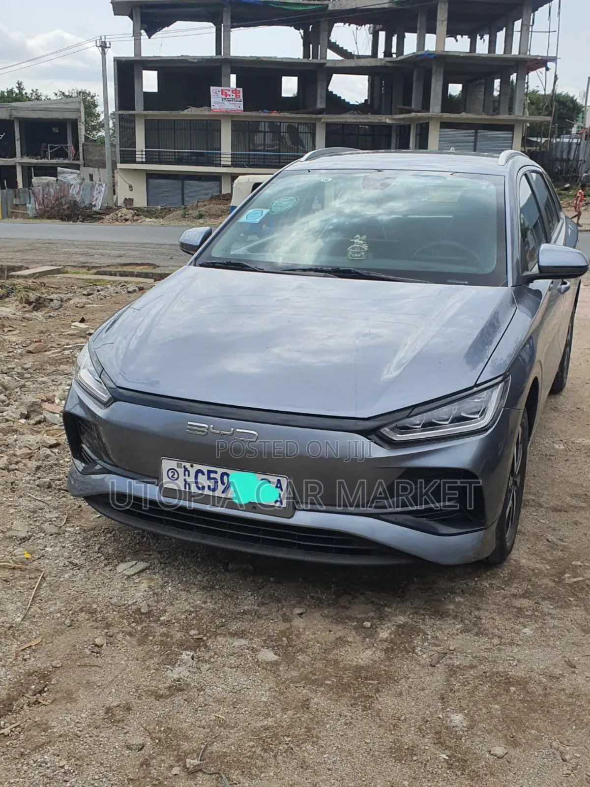 BYD E2 43 kWh 94 hp FWD 2024 Silver