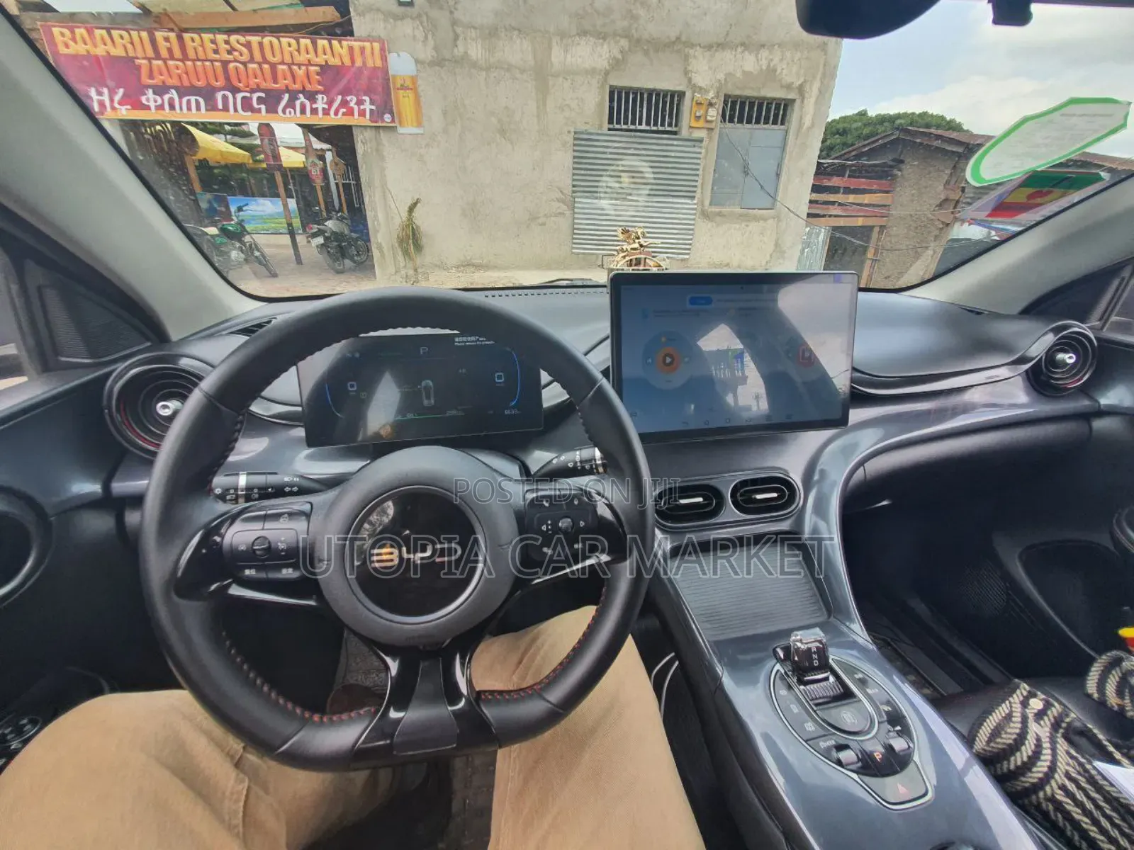 BYD E2 43 kWh 94 hp FWD 2024 Silver