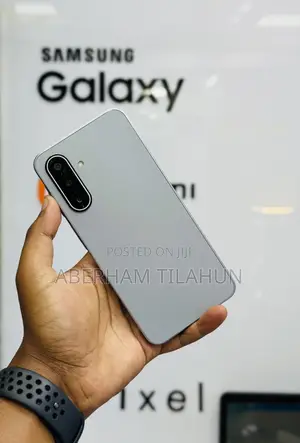 New Samsung Galaxy A17 5G 256 GB Silver