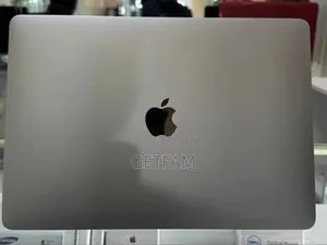 New Laptop Apple MacBook Pro 2017 8GB Intel SSD 512GB