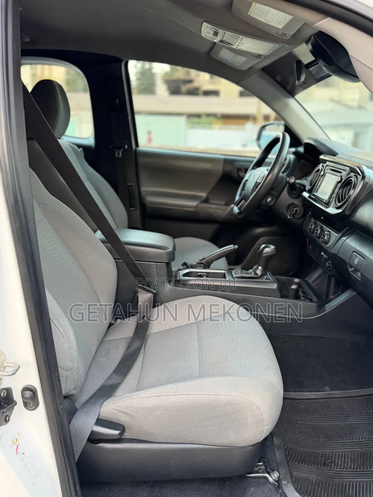 Toyota Tacoma 2018 White