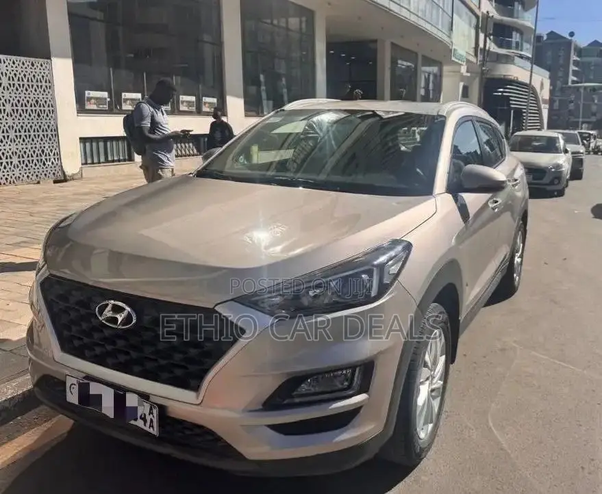 Hyundai Tucson 2019 Gold