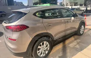Hyundai Tucson 2019 Gold