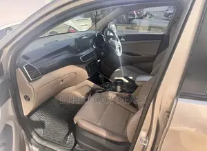 Hyundai Tucson 2019 Gold
