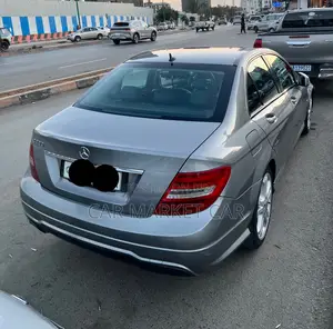 Mercedes-Benz C200 2012 Gray
