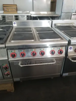 Premium Commercial Electric Range - 4 Burner Hot Plates
