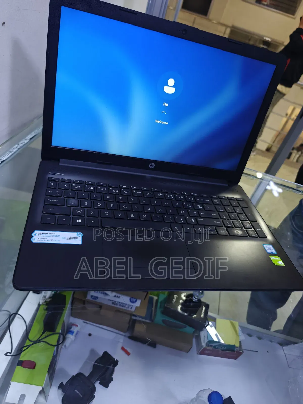 New Laptop HP Stream Notebook 8GB Intel Core I5 HDD 1T