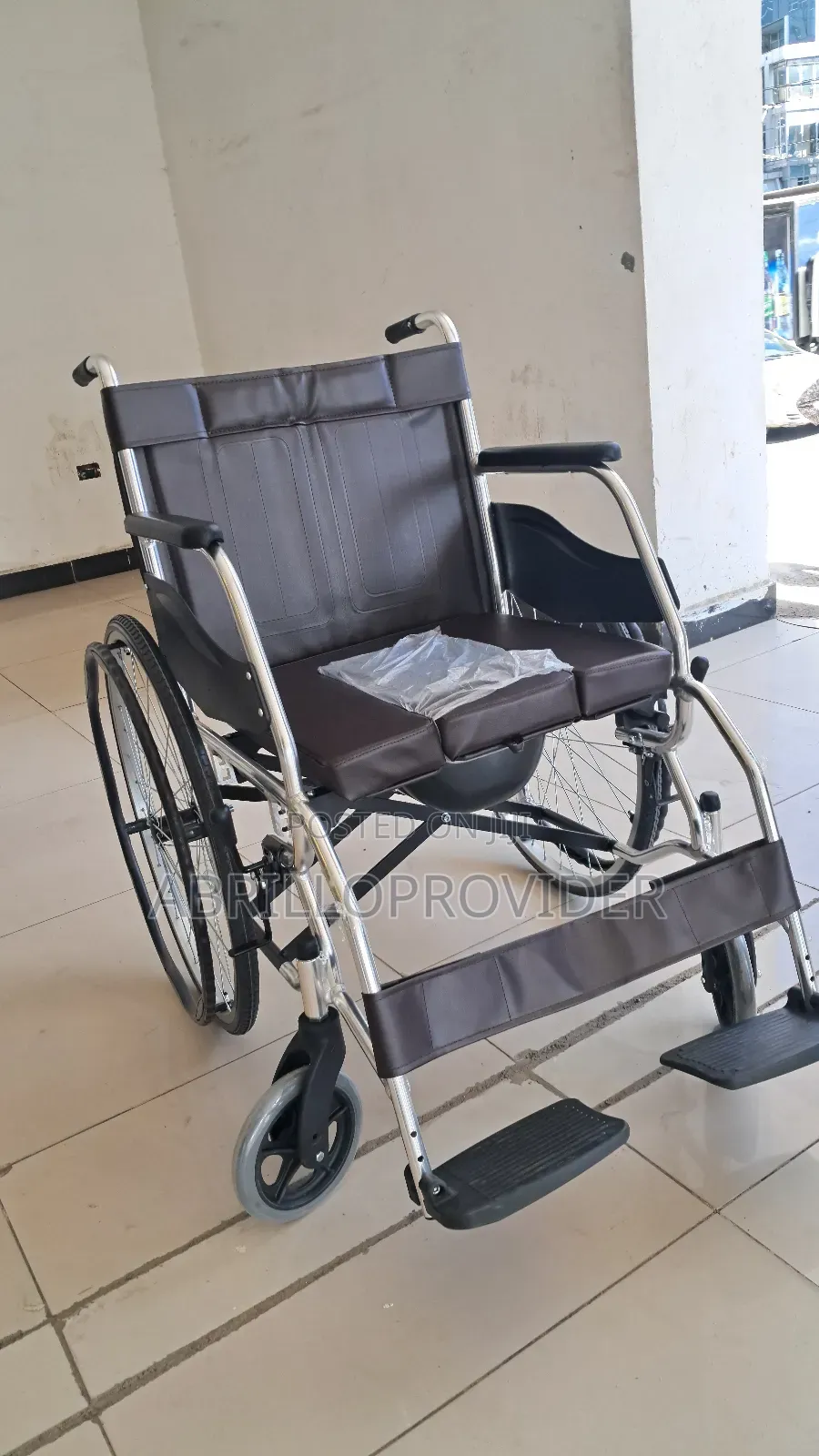 Toilet Wheelchair水手wheelchair廿手wheelchair廿手wheelchair口手wheelchair口手whe