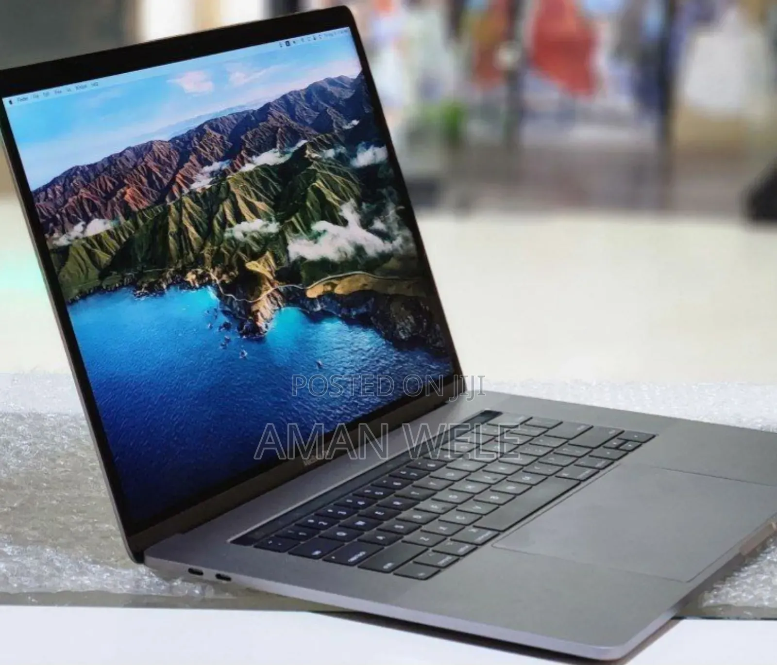 New Laptop Apple MacBook Pro 2017 16GB Intel Core I7 SSD 512GB