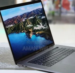 Photo - New Laptop Apple MacBook Pro 2017 16GB Intel Core I7 SSD 512GB