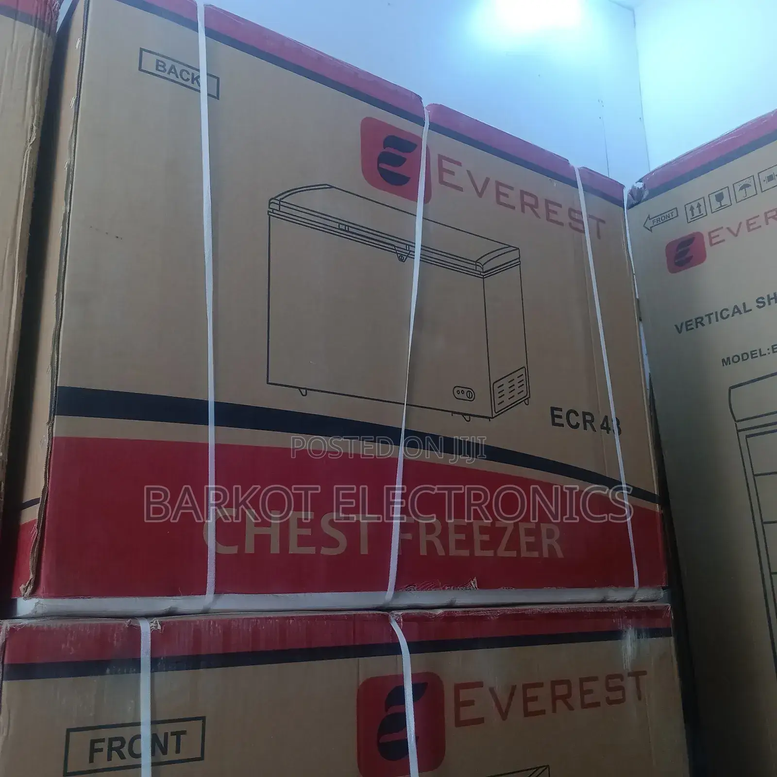 Everest Chest Freezer Cer 430l