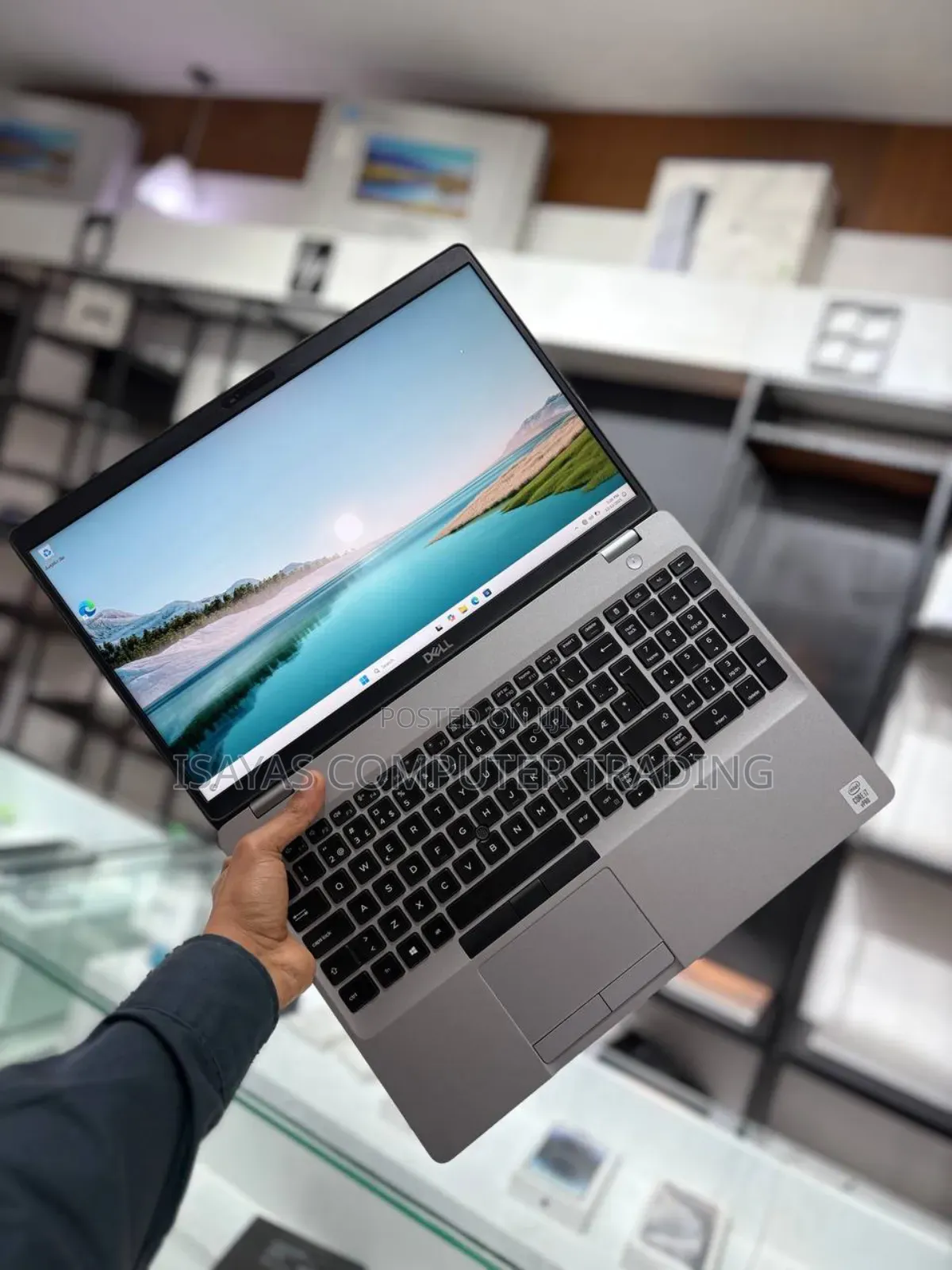 New Laptop Dell G15 5511 16GB Intel Core I7 SSD 512GB