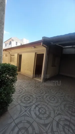 5bdrm House in Oromia, East Shewa for rent
