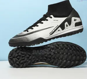 Photo - Nike Air Boots Fustal Shoes