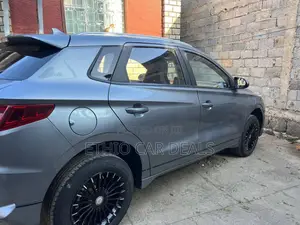 BYD E2 43 kWh 94 hp FWD 2024 Gray