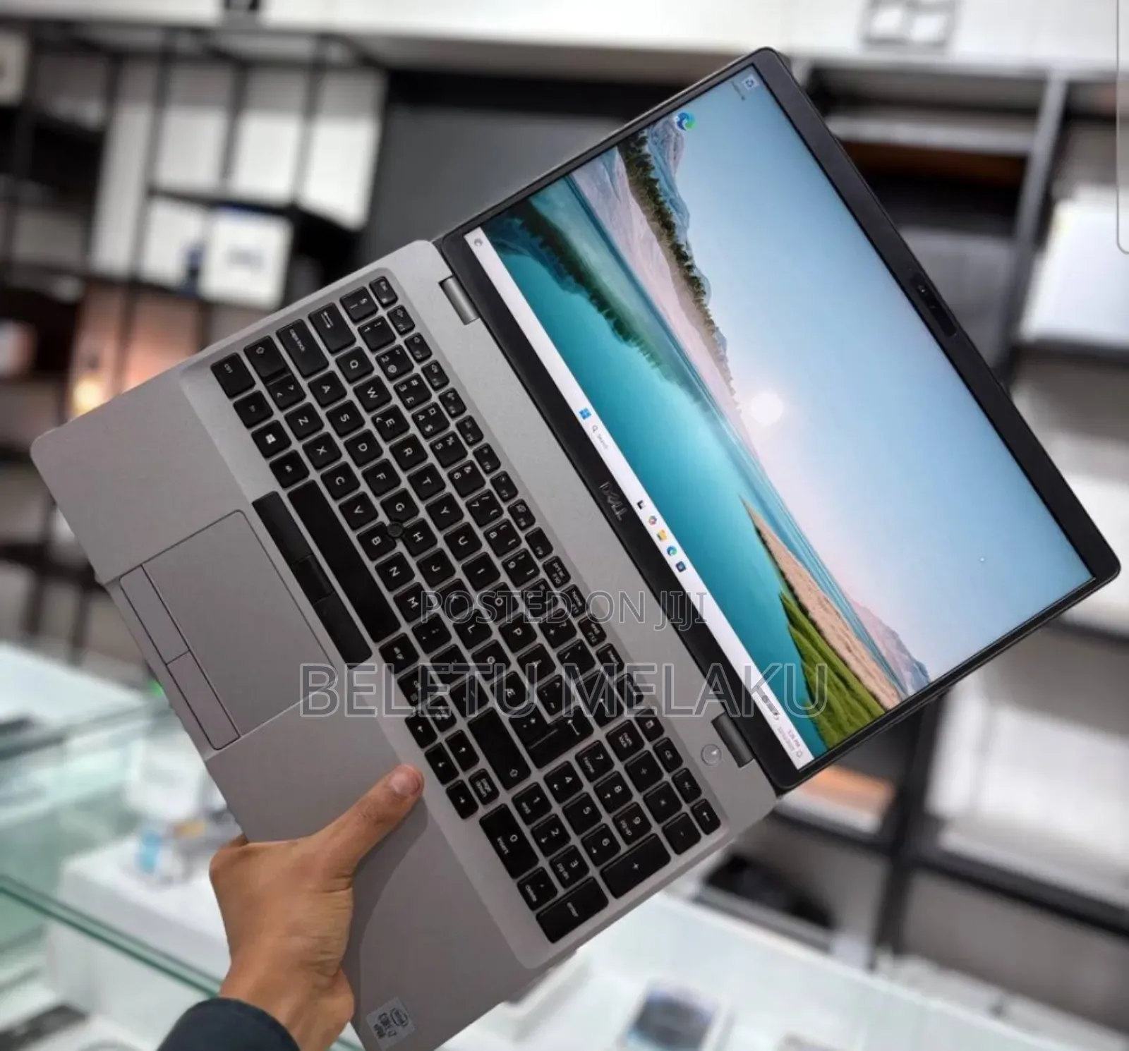 New Laptop Dell 16GB Intel Core I7 SSD 512GB