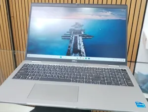 New Laptop Dell Latitude 5540 16GB Intel Core I5 SSD 512GB