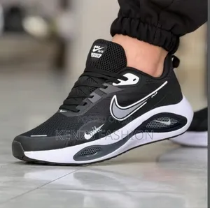 New Arrival! Original Nike Air Max Black and White Edition