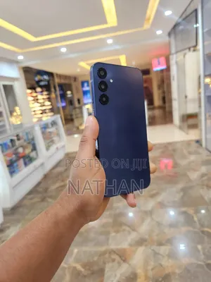 Photo - New Samsung Galaxy A25 128 GB Black